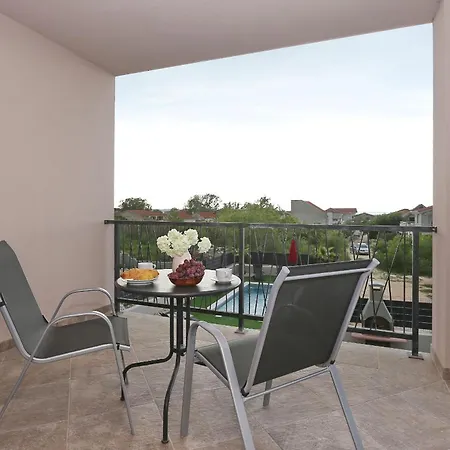 Tri Palme With Heated Pool Vrsi