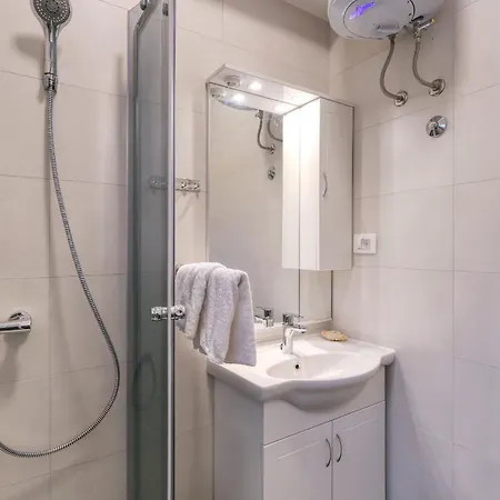 Tri Palme With Heated Pool *