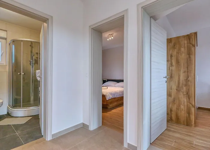 Tri Palme With Heated Pool *