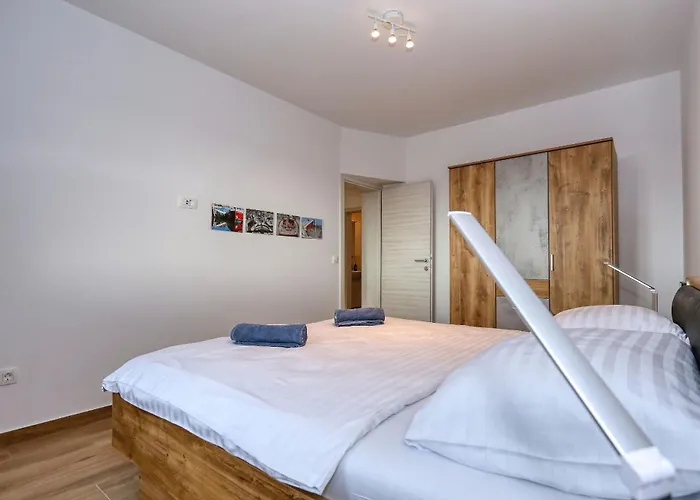 Tri Palme With Heated Pool Villa