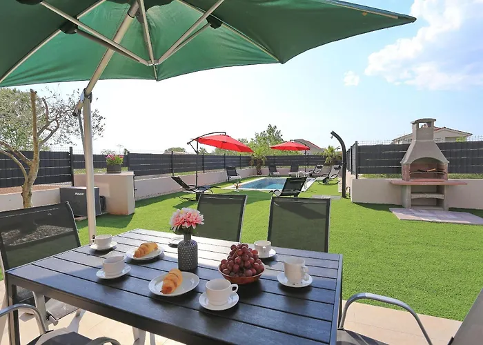 Villa Tri Palme With Heated Pool Vrsi