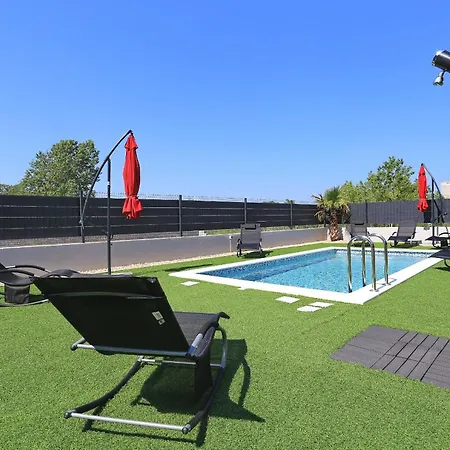 Willa Tri Palme With Heated Pool Vrsi